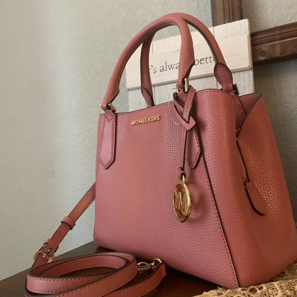 New MK satchel/ crossbody 💖last one ❣️ - Picture 2 of 4